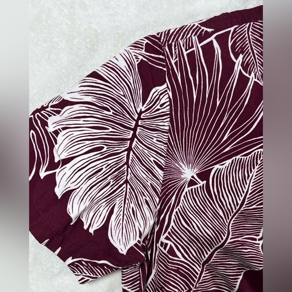 Go Barefoot Made in USA Size Medium Red Hawaiian Floral Print Men's Shirt - Picture 3 of 7